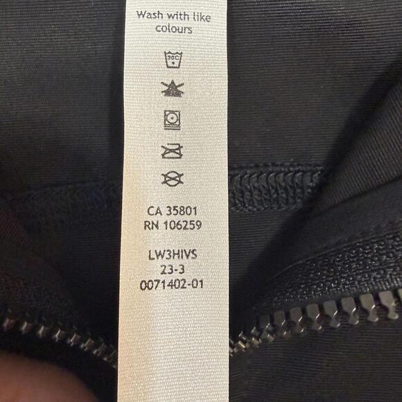 Lululemon Glyde 2-in-1 Adaptable Jacket Womens Medium Black Cargo Utility 2023 - Picture 3 of 8